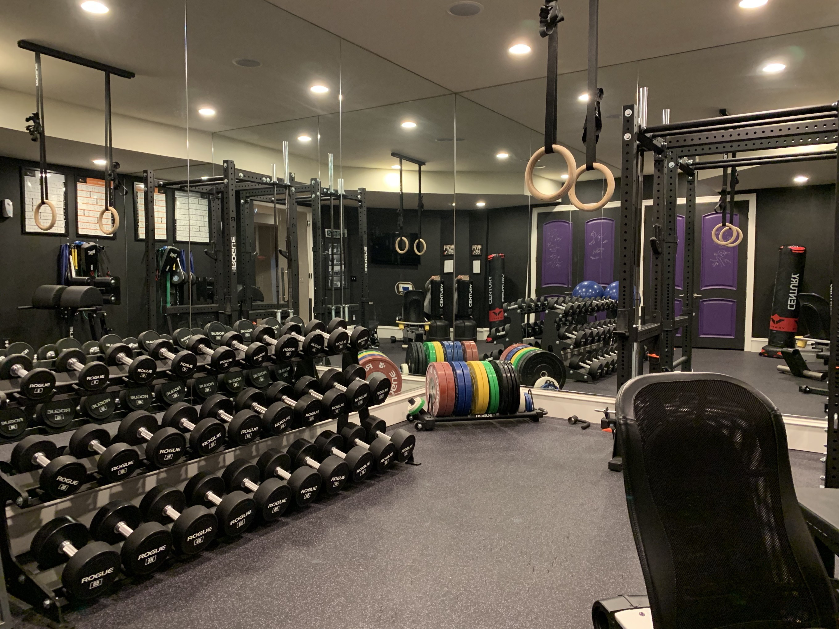 Designing a Professional Home Gym - Happy Haute Home